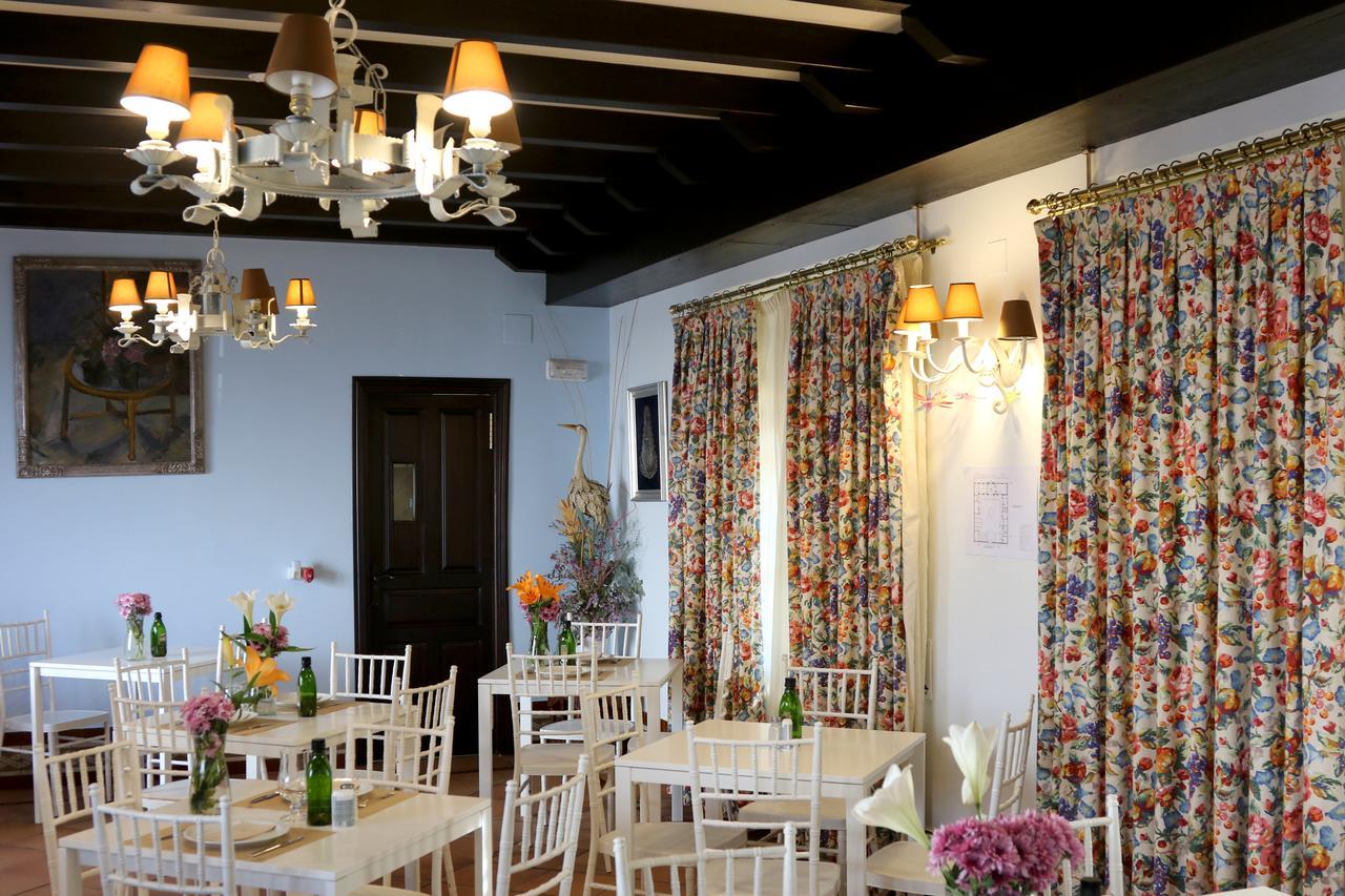 Palacio Donana , Rural & Luxury El Rocio Luaran gambar