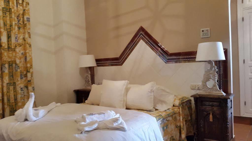 Palacio Donana , Rural & Luxury El Rocio Luaran gambar